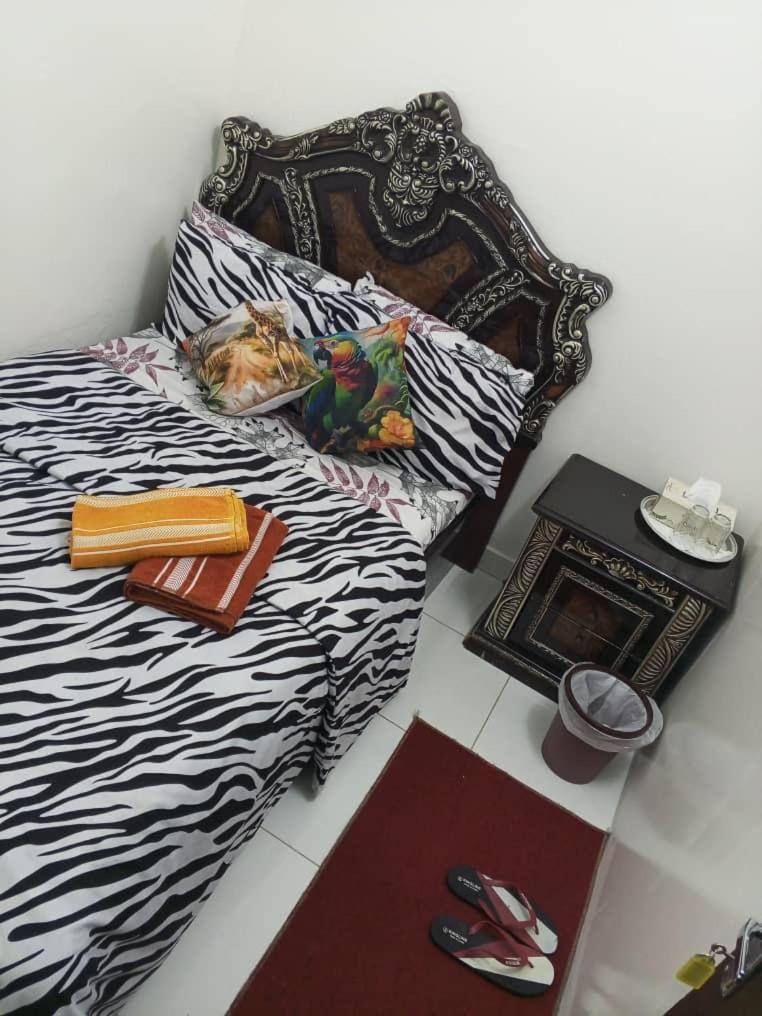 Adem Cozy