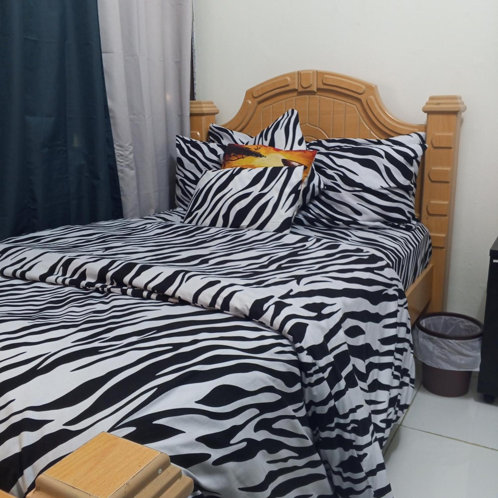 Adem Cozy * Abu Dhabi